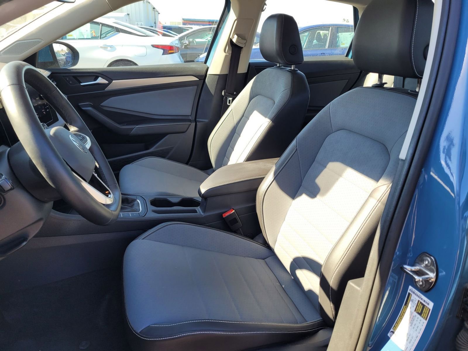 Thumbnail: 2025 Volkswagen Jetta - 10