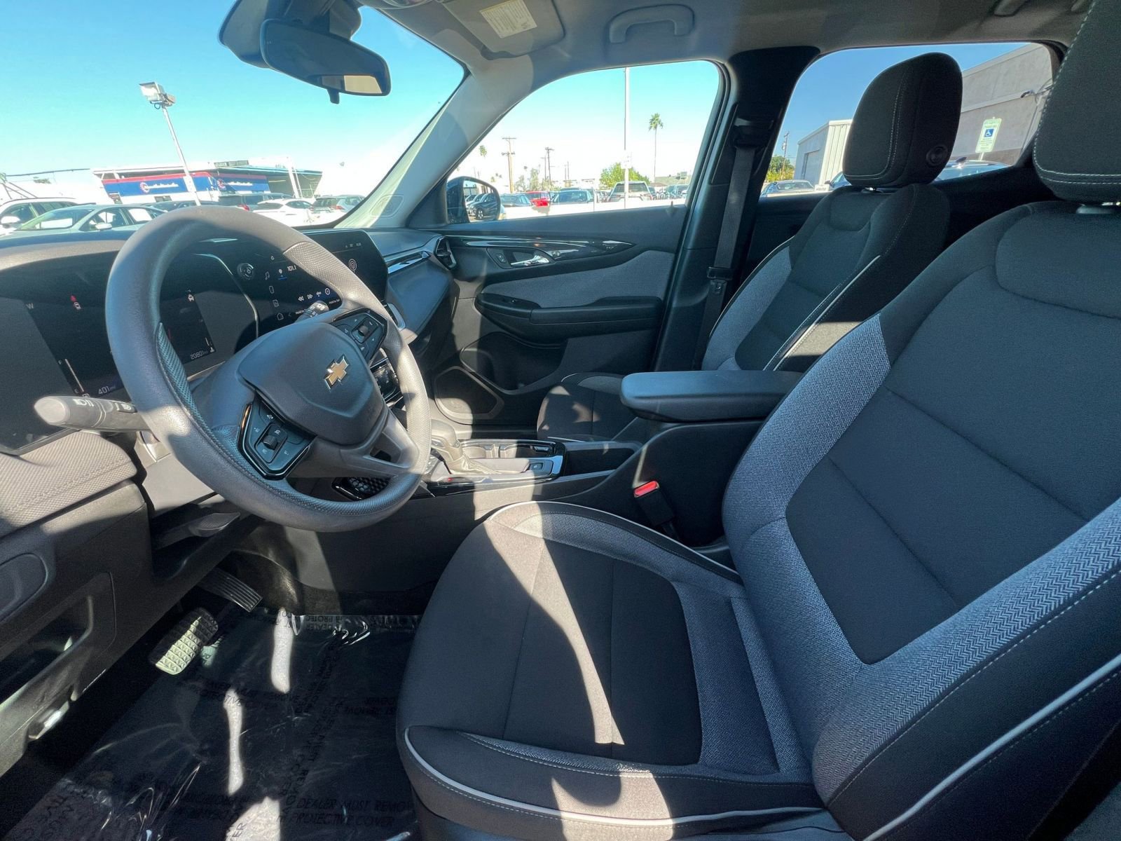 Thumbnail: 2025 Chevrolet TrailBlazer - 27