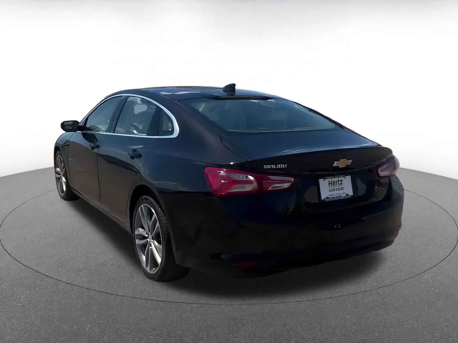 Thumbnail: 2024 Chevrolet Malibu - 11