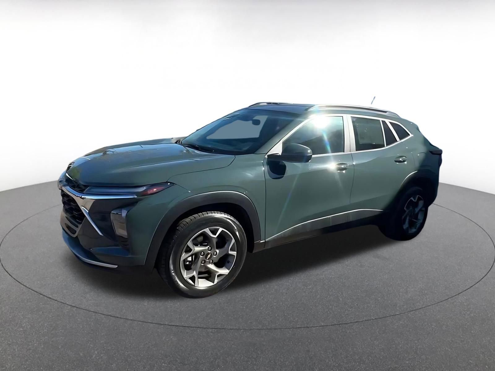 Thumbnail: 2025 Chevrolet Trax - 9