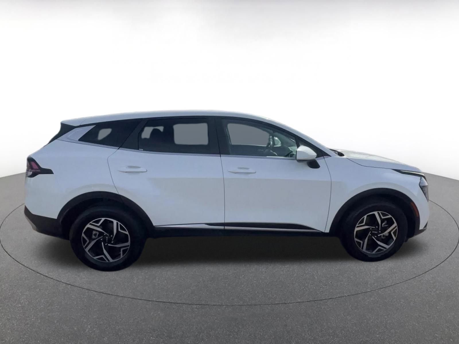 Thumbnail: 2025 Kia Sportage - 16