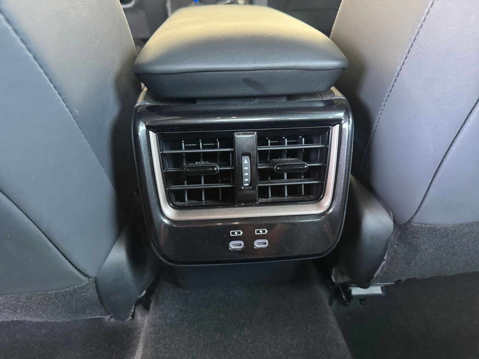 Thumbnail: 2025 Toyota Crown - 24