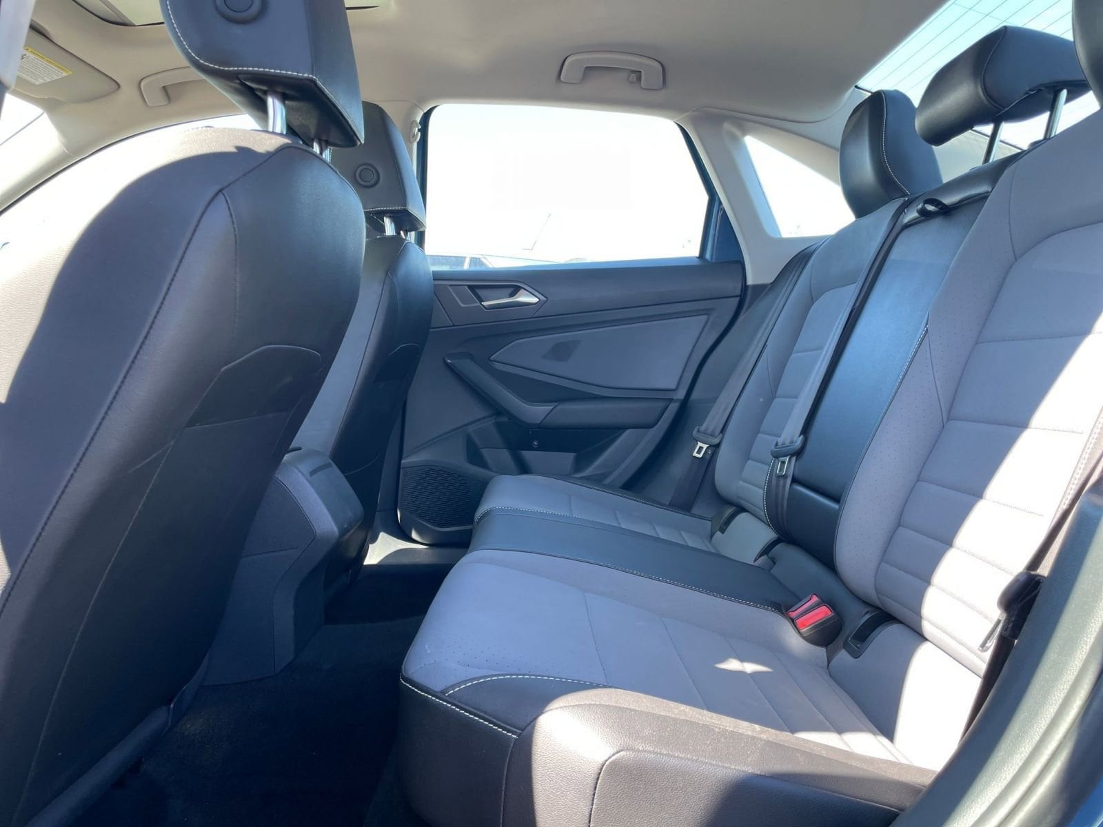 Thumbnail: 2025 Volkswagen Jetta - 24