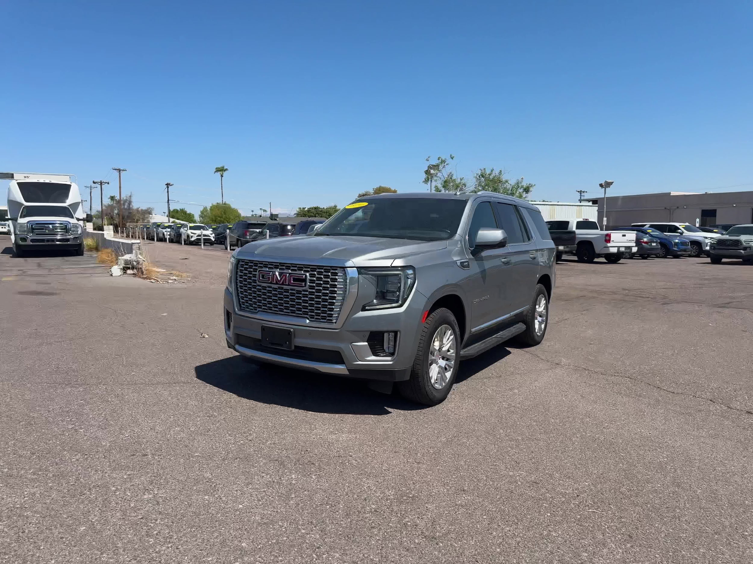 2023 GMC Yukon Denali 10