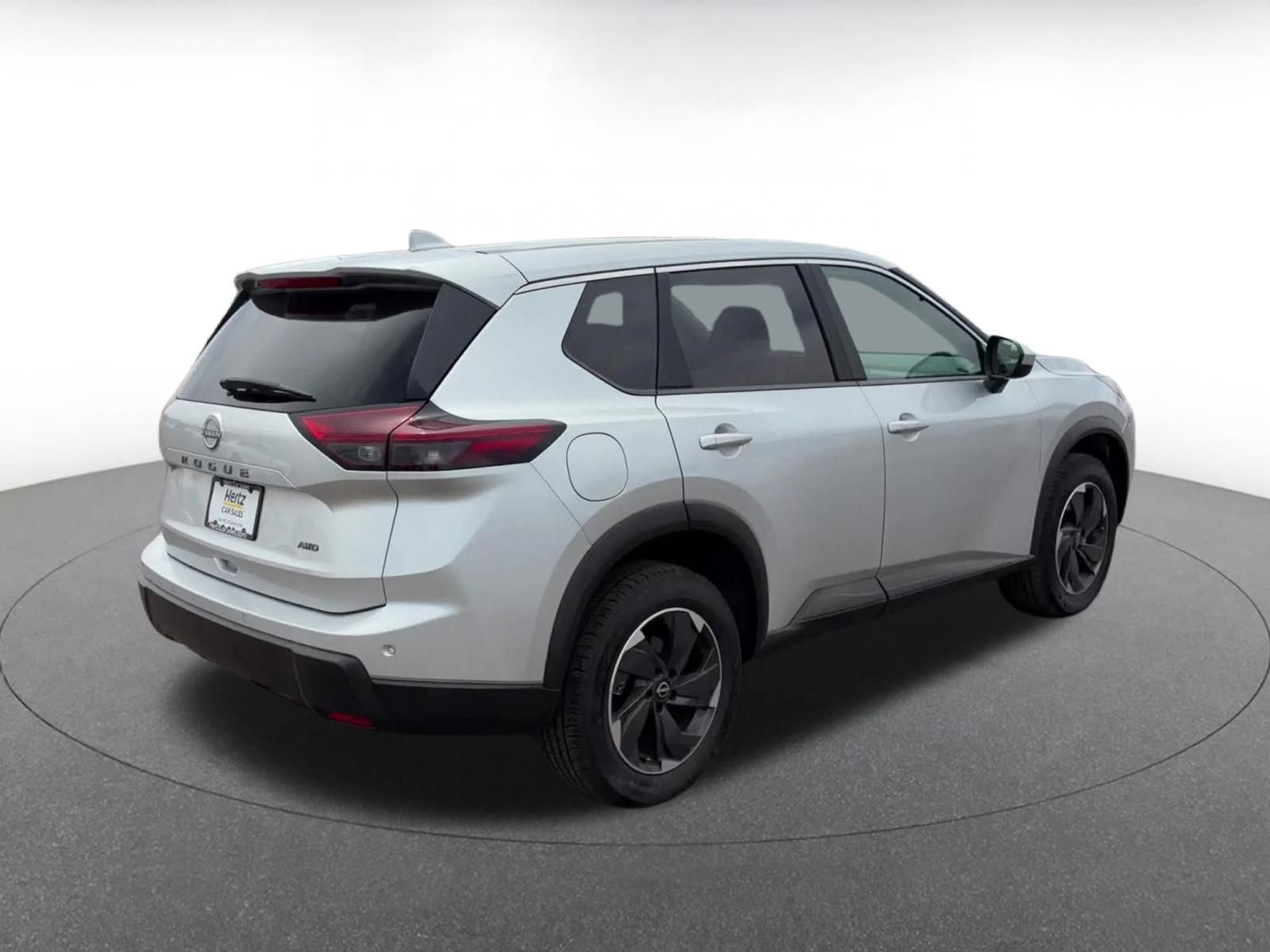 Thumbnail: 2025 Nissan Rogue - 14