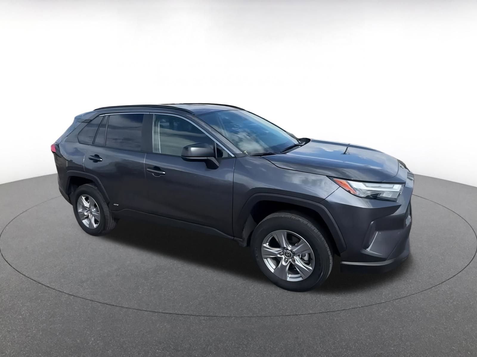 Thumbnail: 2025 Toyota RAV4 - 2