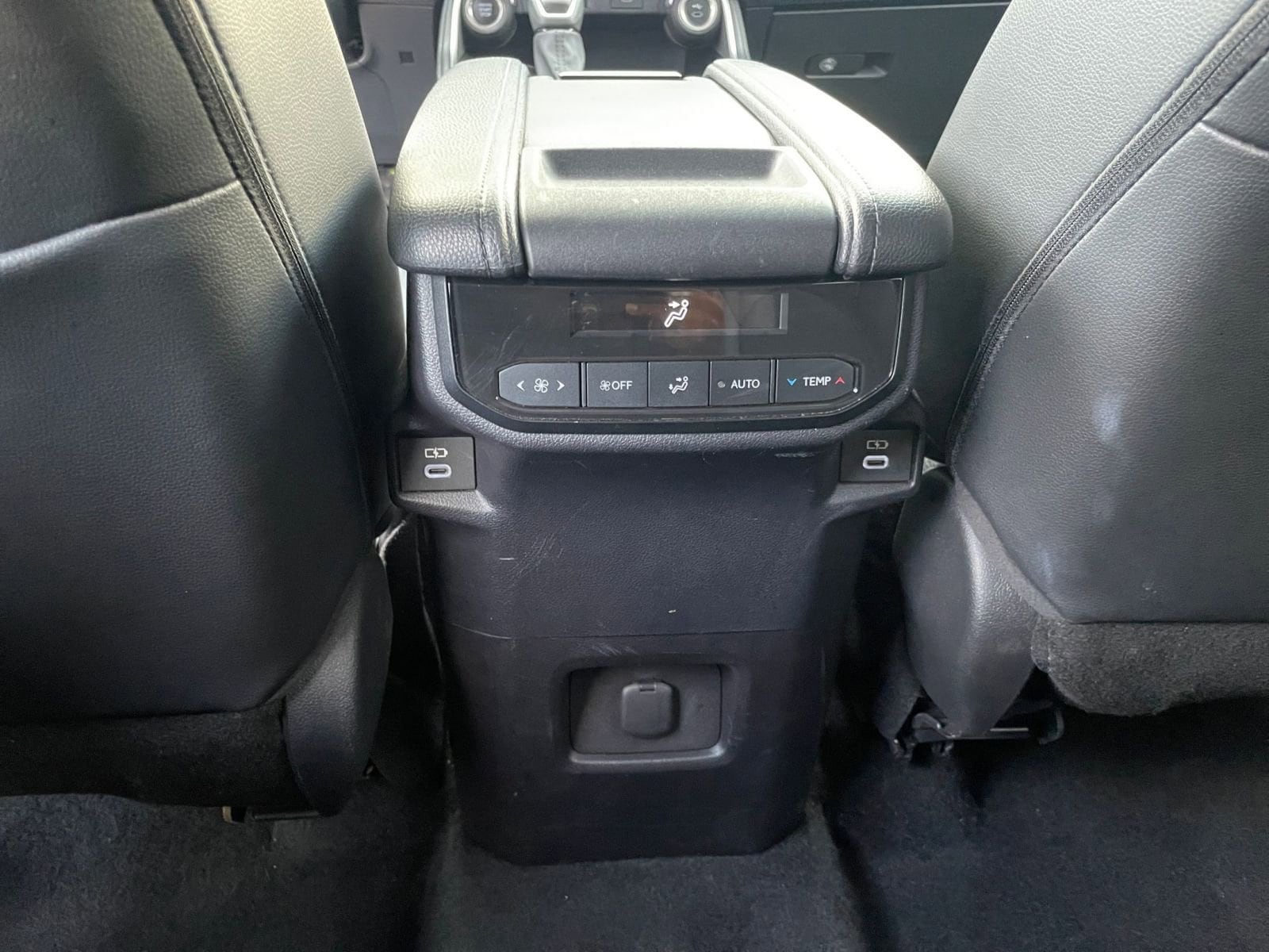 Thumbnail: 2025 Toyota Grand Highlander - 24