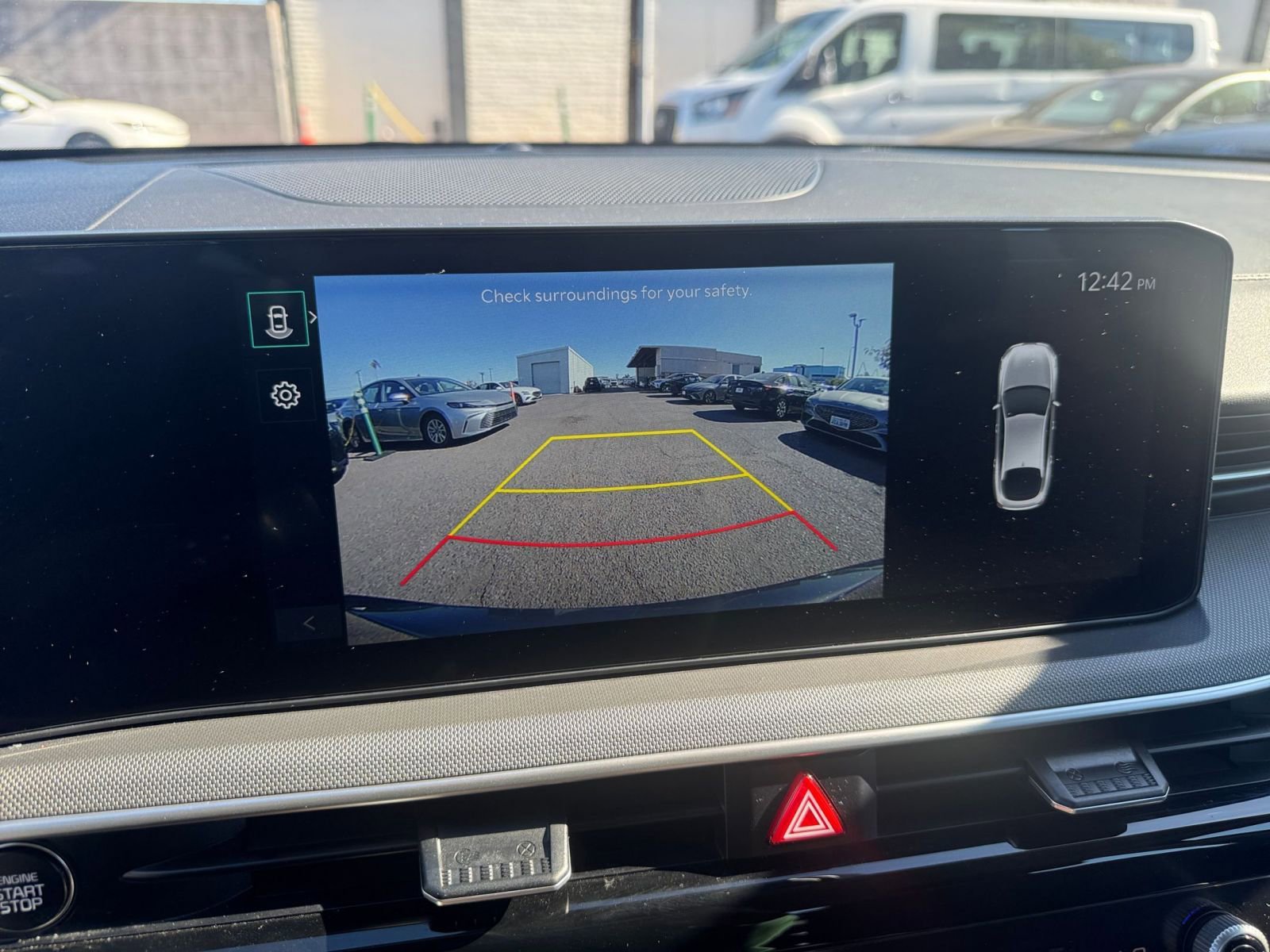 Thumbnail: 2025 Kia K5 - 17