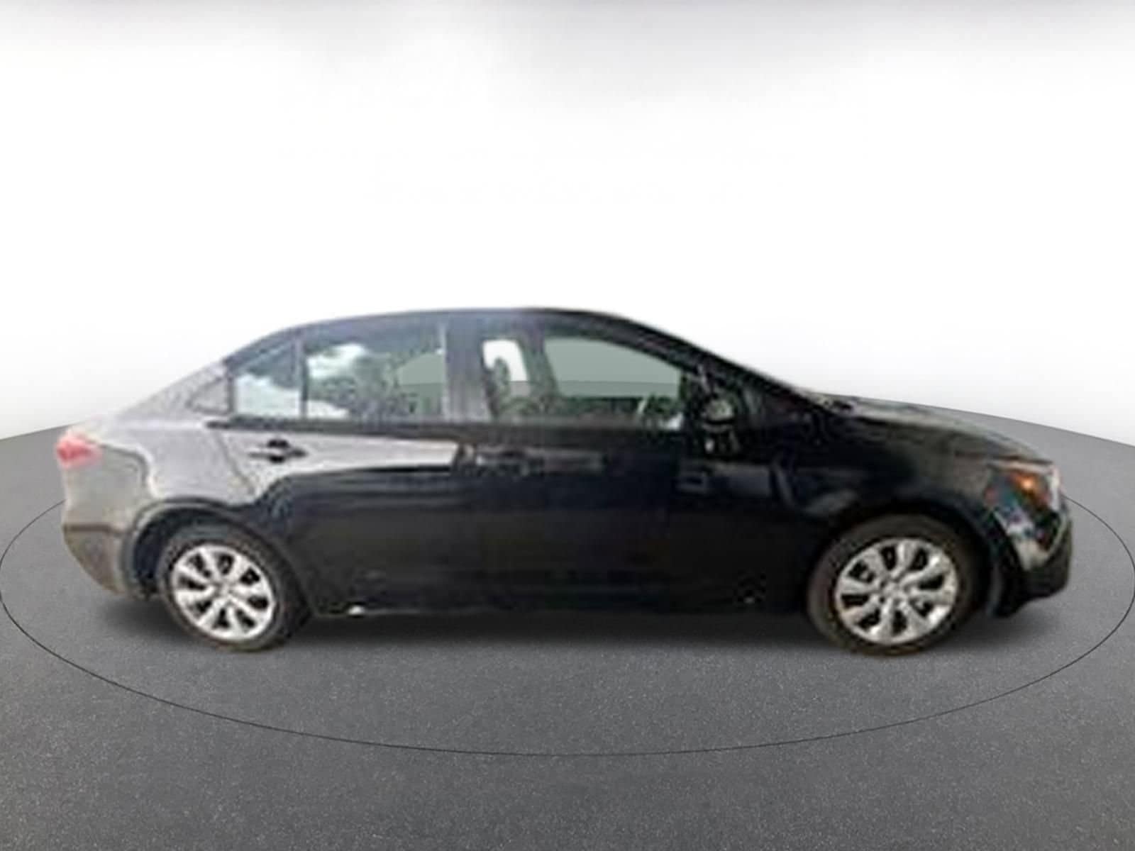 Thumbnail: 2025 Toyota Corolla - 2