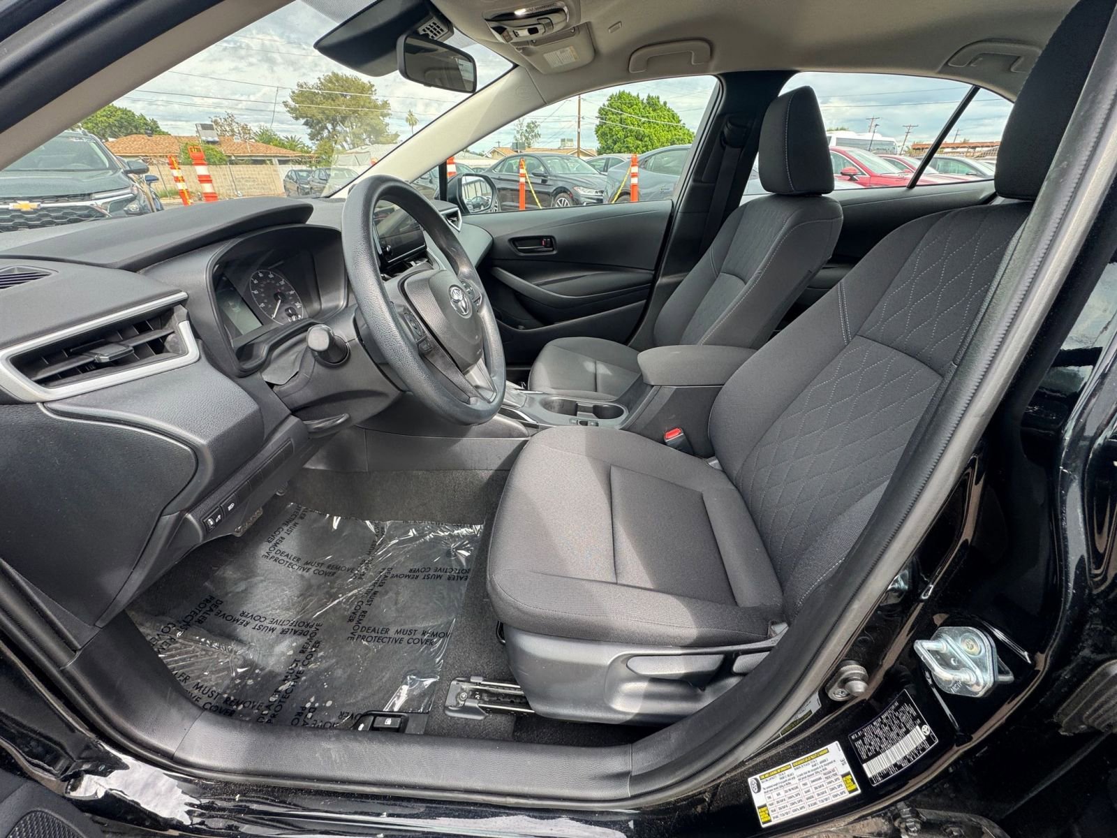 Thumbnail: 2025 Toyota Corolla - 25