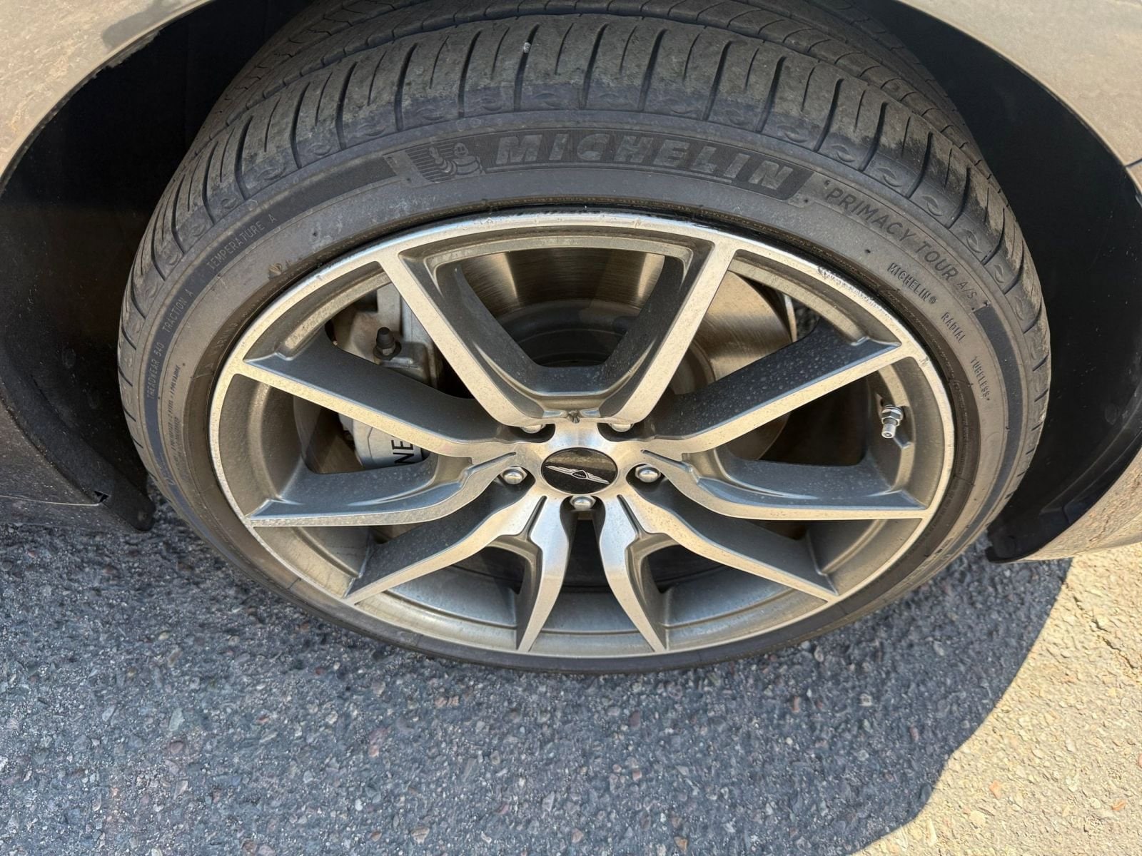 Thumbnail: 2025 Genesis G70 - 30