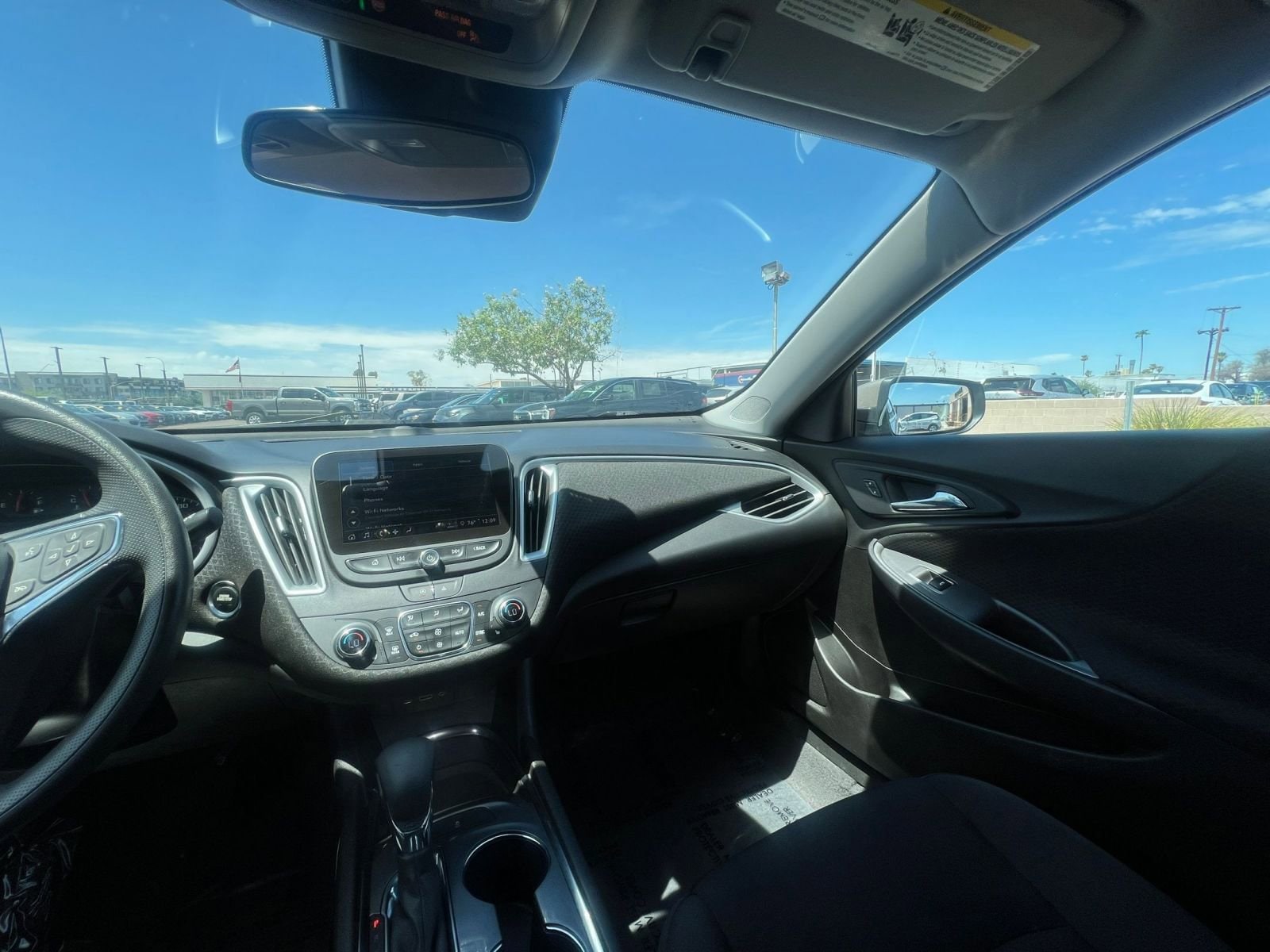 Thumbnail: 2023 Chevrolet Malibu - 35