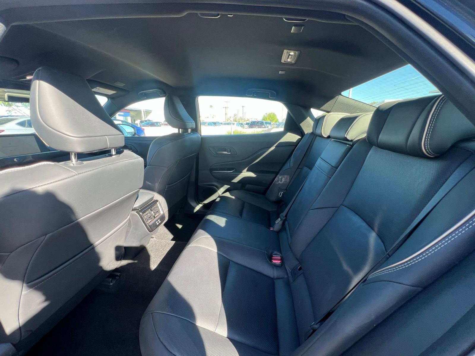 Thumbnail: 2025 Toyota Crown - 25