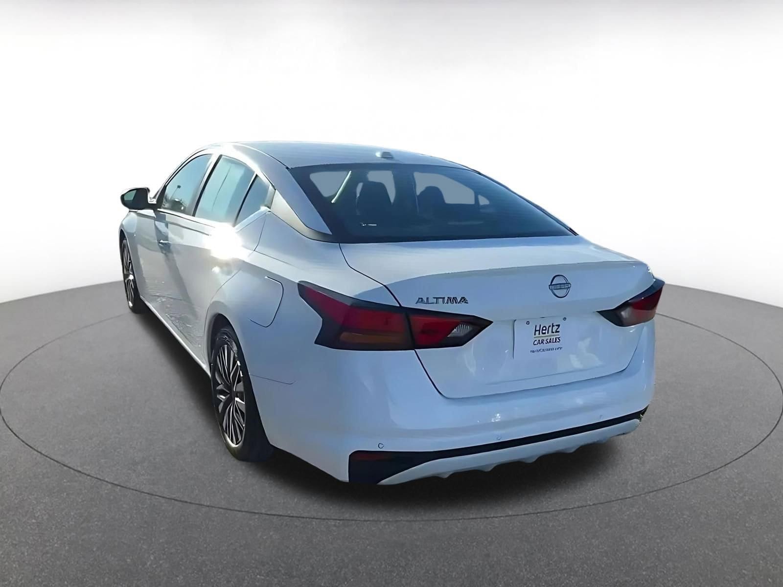 Thumbnail: 2025 Nissan Altima - 11