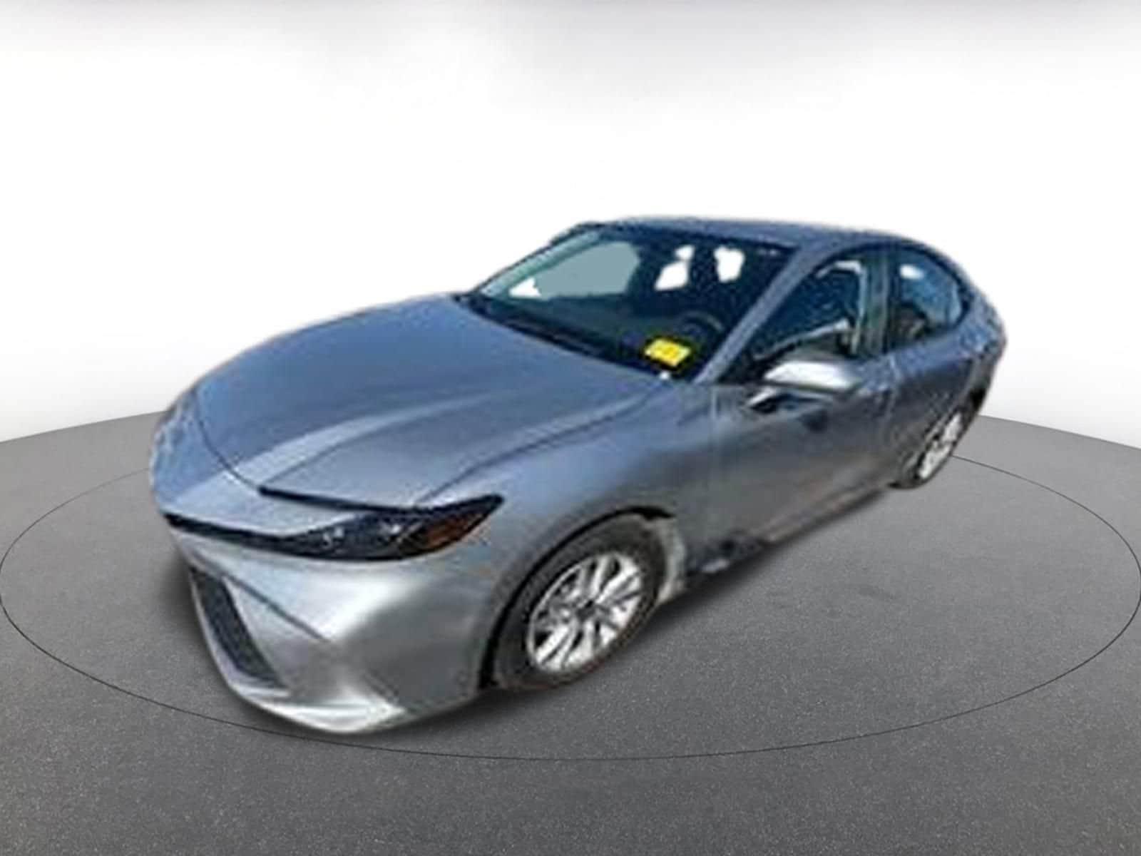 Thumbnail: 2025 Toyota Camry - 3