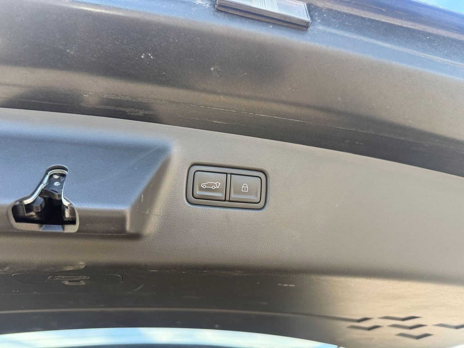 Thumbnail: 2025 Hyundai Santa Fe - 22