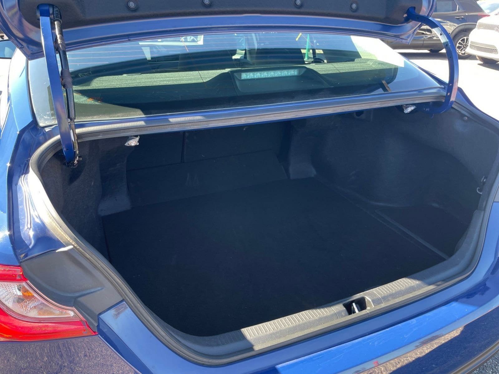 Thumbnail: 2025 Toyota Camry - 30