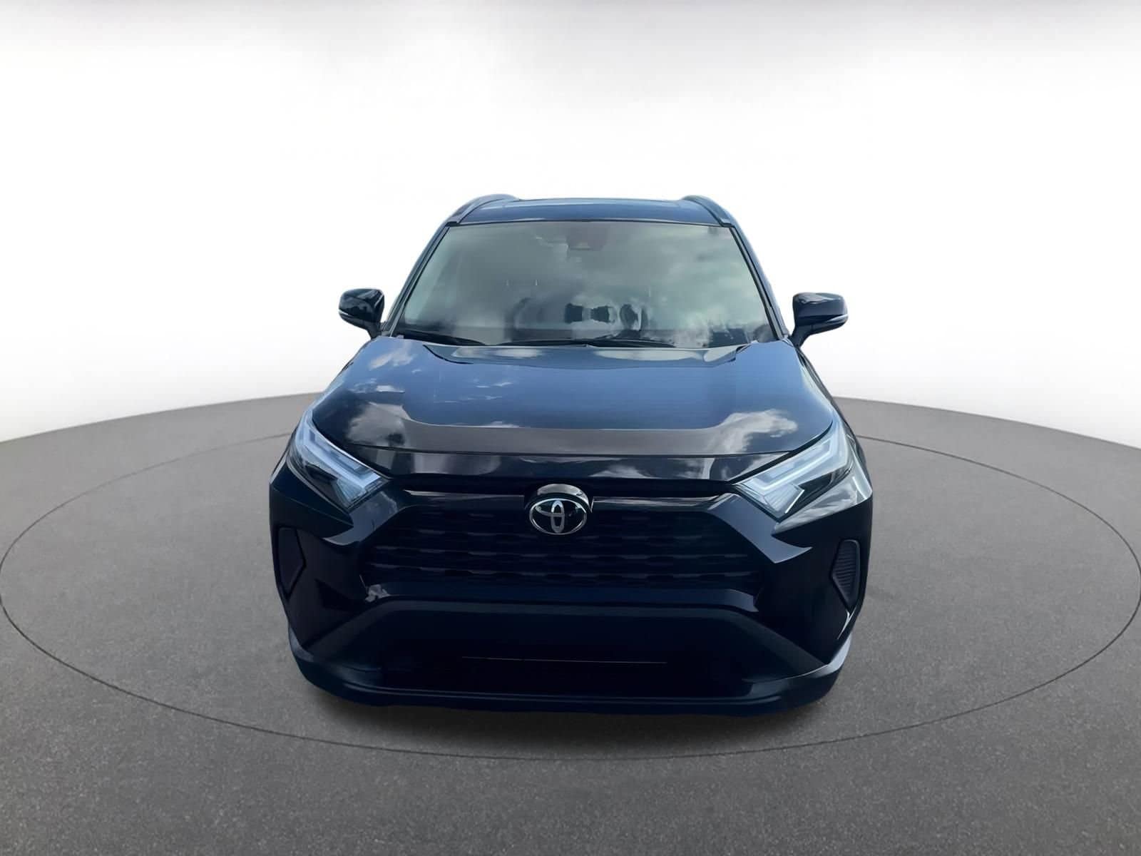 Thumbnail: 2025 Toyota RAV4 - 4