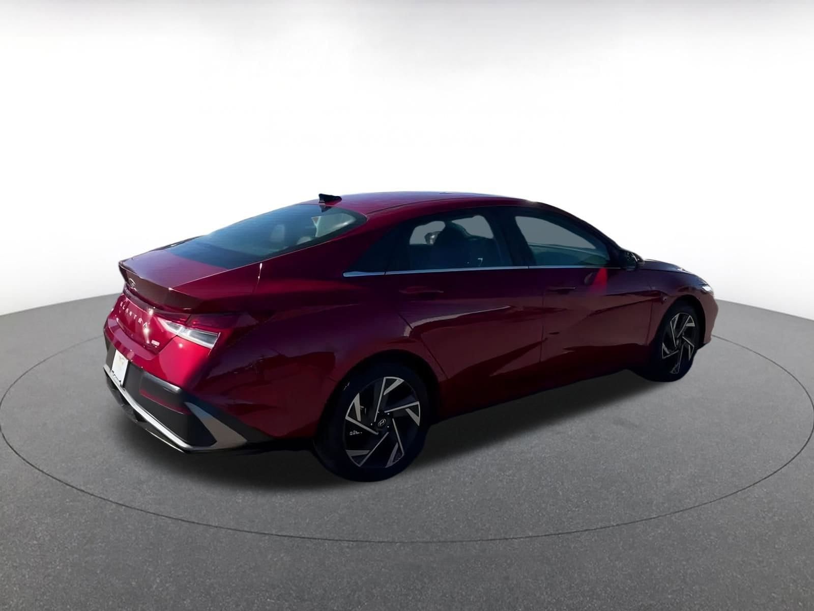 Thumbnail: 2025 Hyundai Elantra - 14