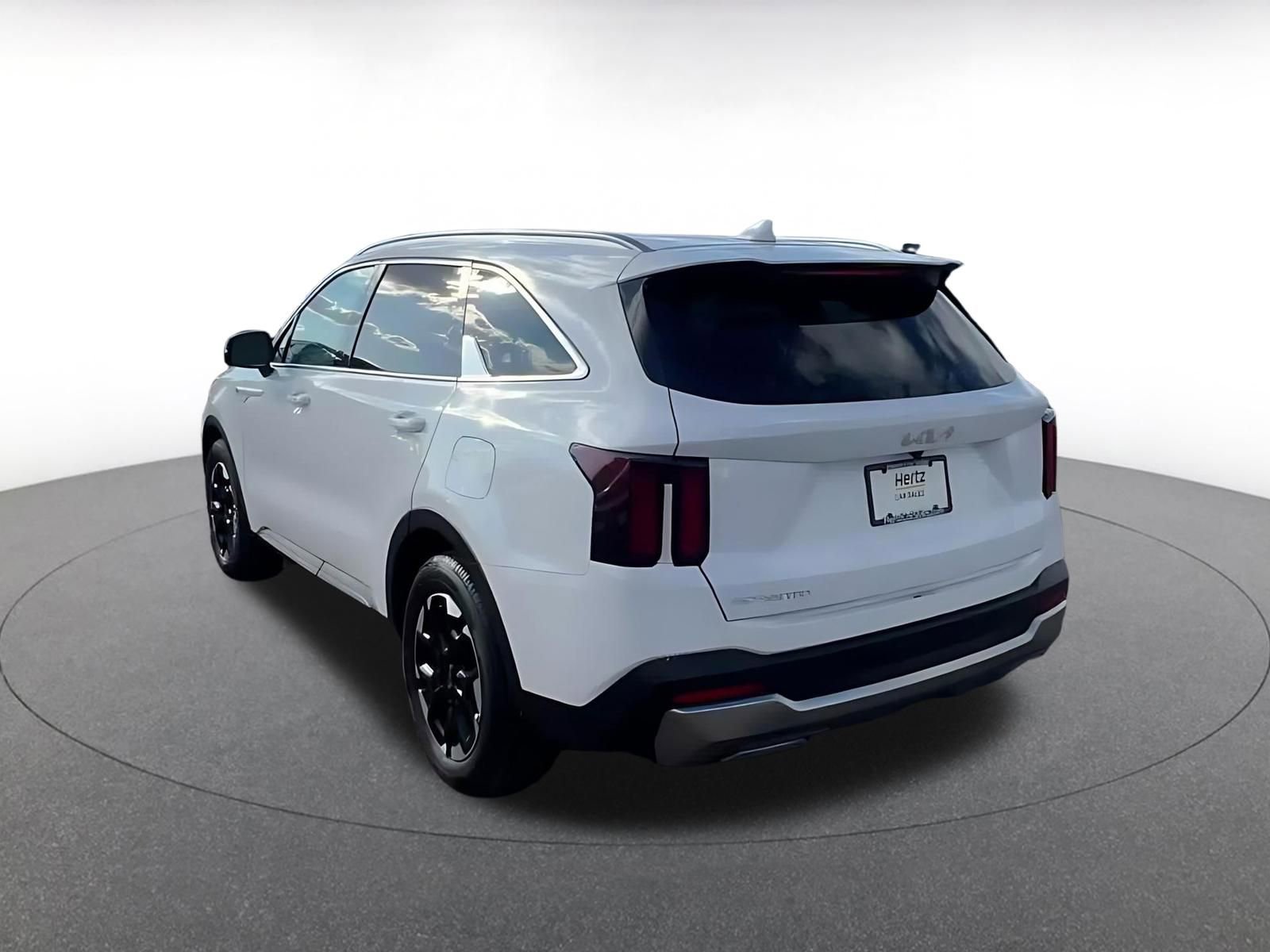 Thumbnail: 2024 Kia Sorento - 11