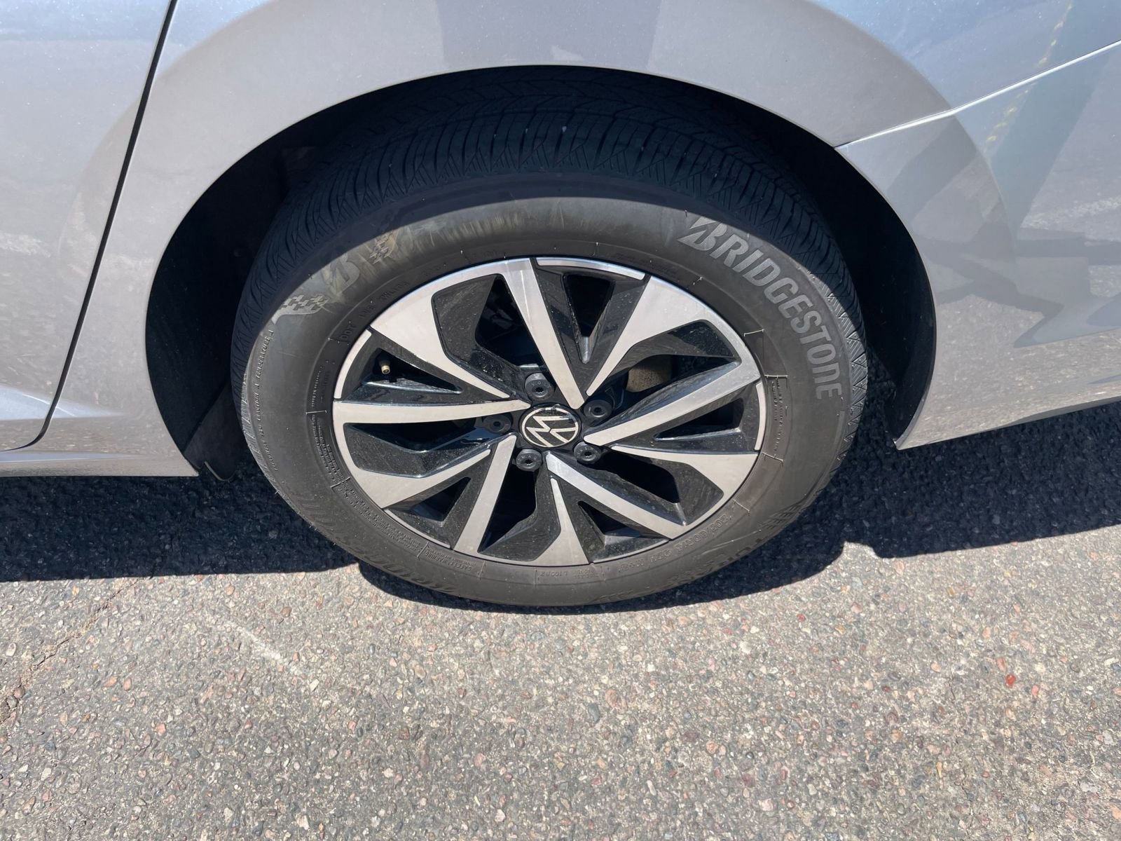 2024 Volkswagen Jetta S 28
