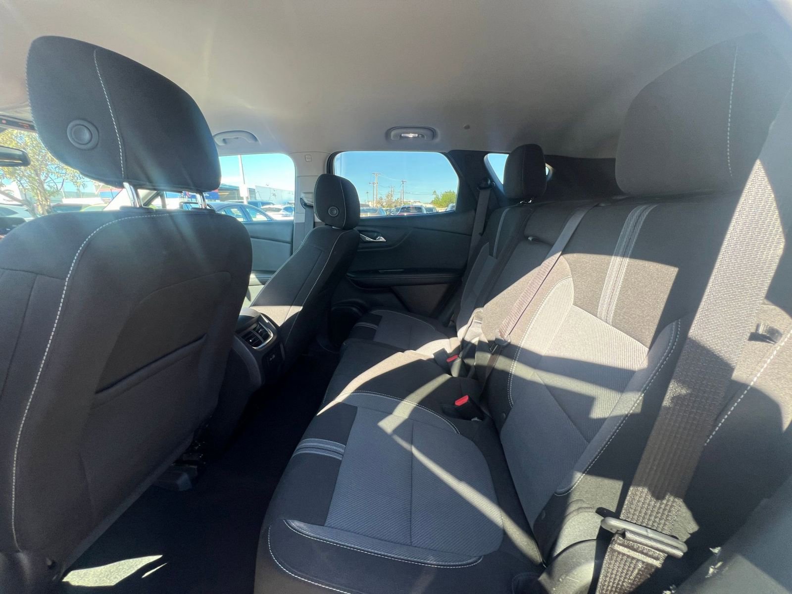 Thumbnail: 2025 Chevrolet Blazer - 25