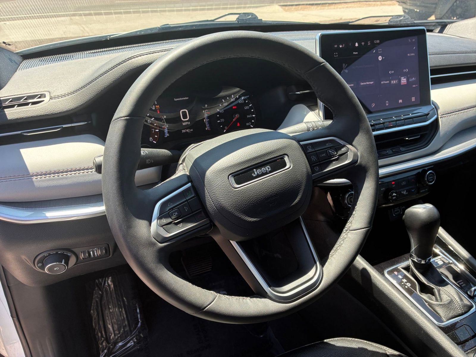 Thumbnail: 2025 Jeep Compass - 28