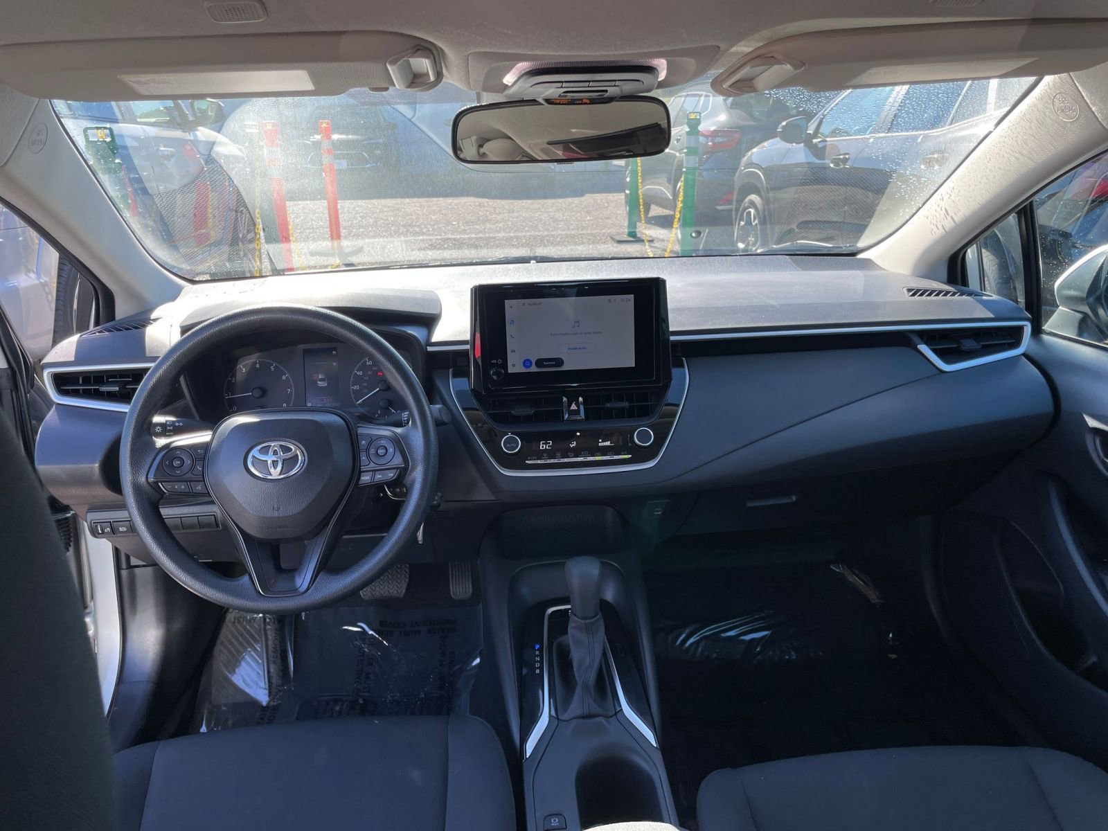 Thumbnail: 2025 Toyota Corolla - 32