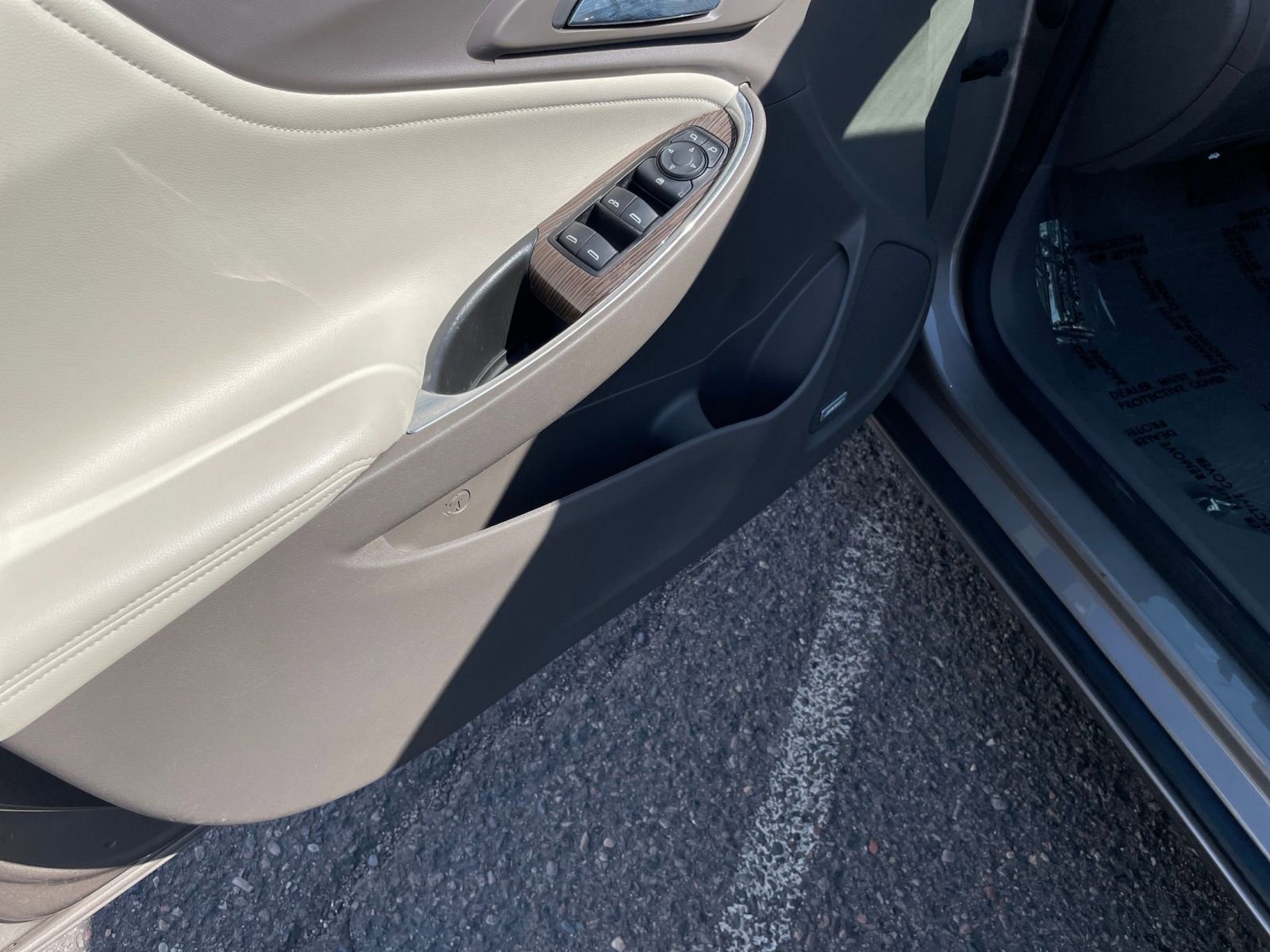 Thumbnail: 2024 Chevrolet Malibu - 20