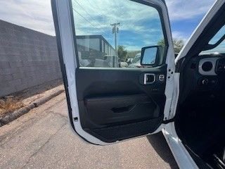 Thumbnail: 2025 Jeep Wrangler - 12