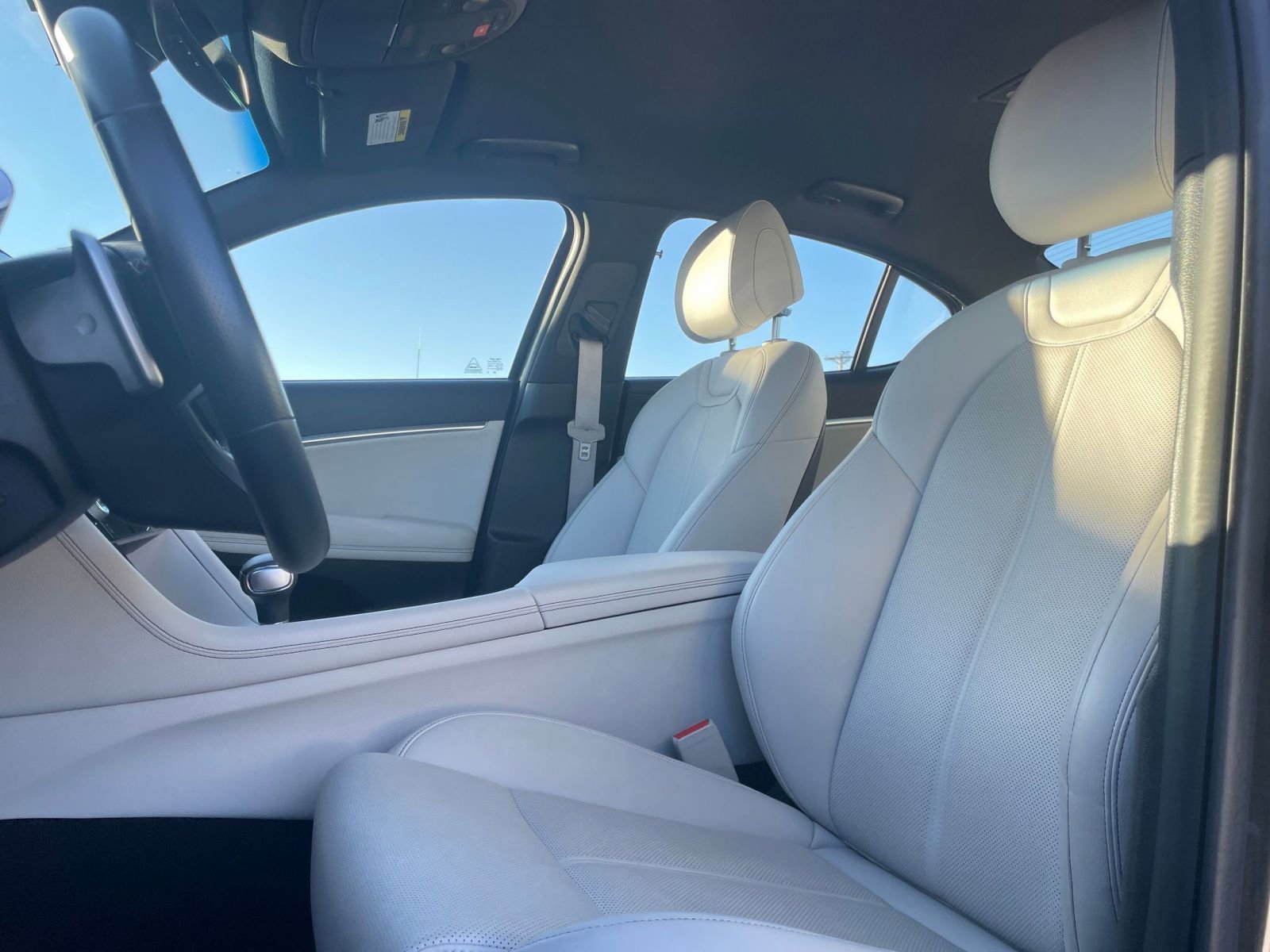 Thumbnail: 2025 Genesis G70 - 27