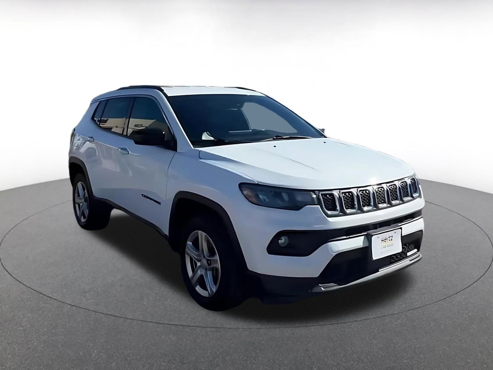 Thumbnail: 2023 Jeep Compass - 3