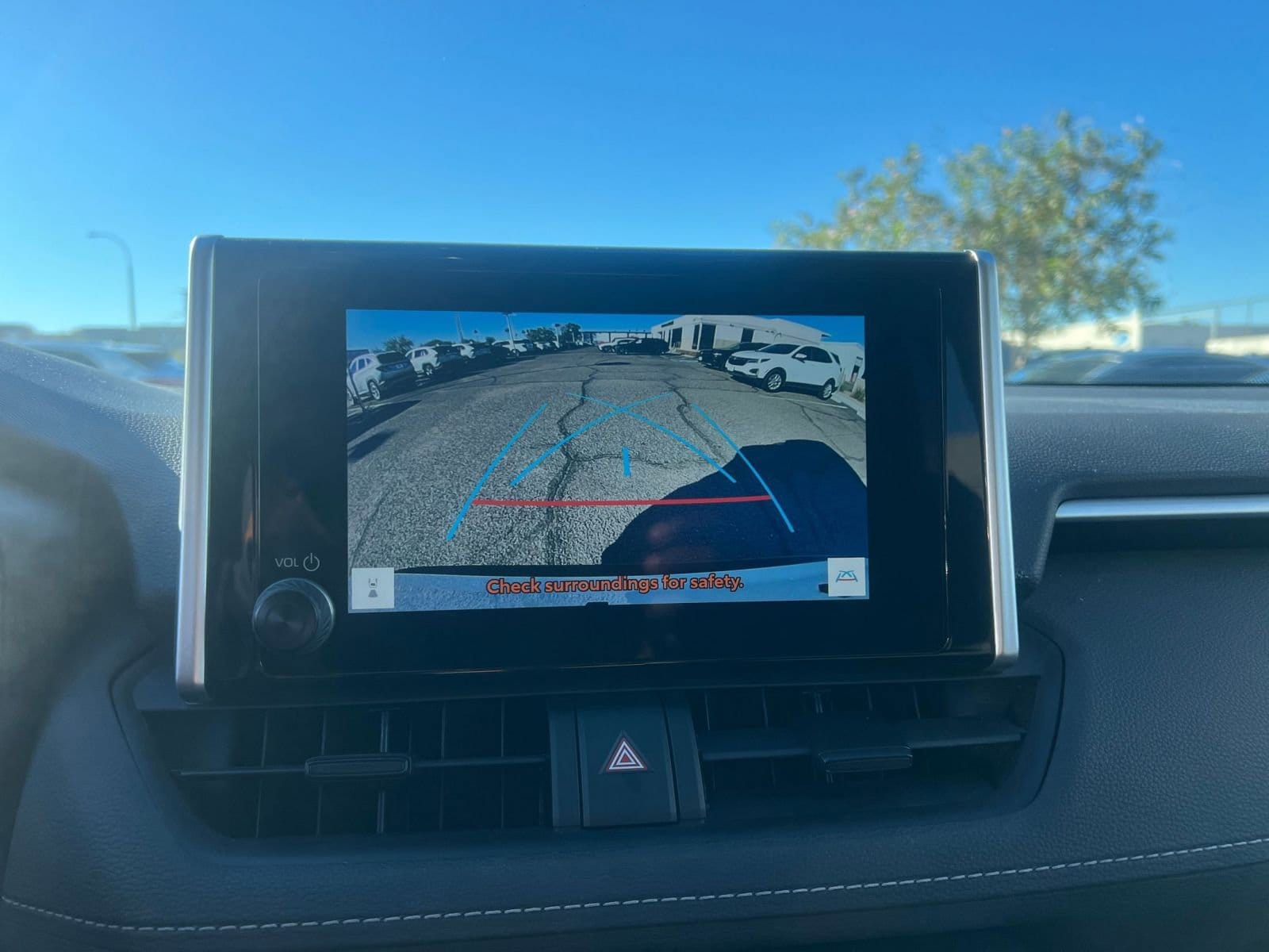 Thumbnail: 2025 Toyota RAV4 - 17