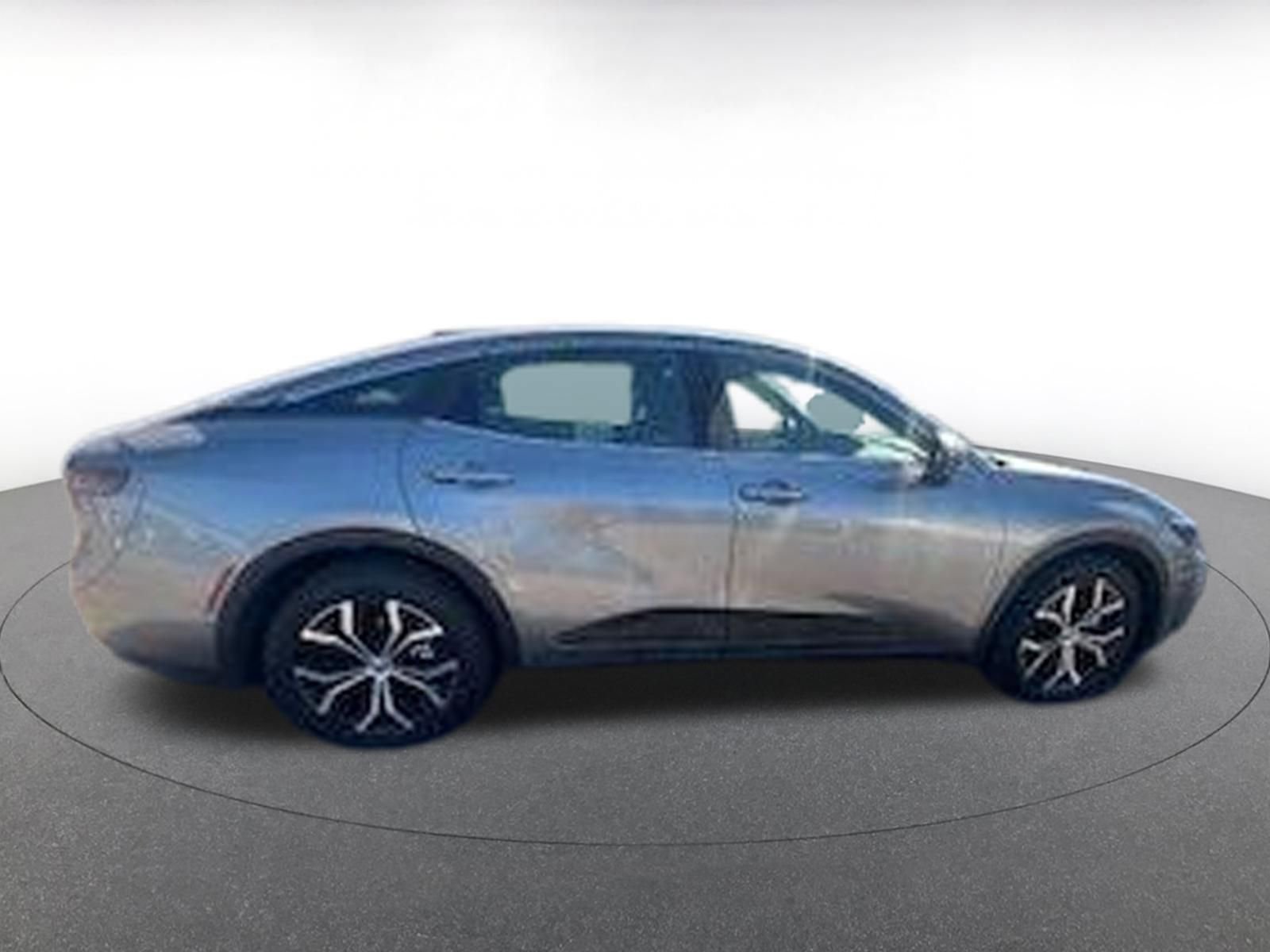 Thumbnail: 2025 Toyota Crown - 10