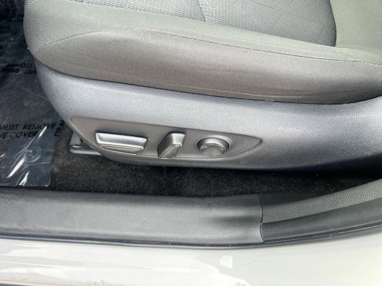 Thumbnail: 2025 Toyota RAV4 - 22