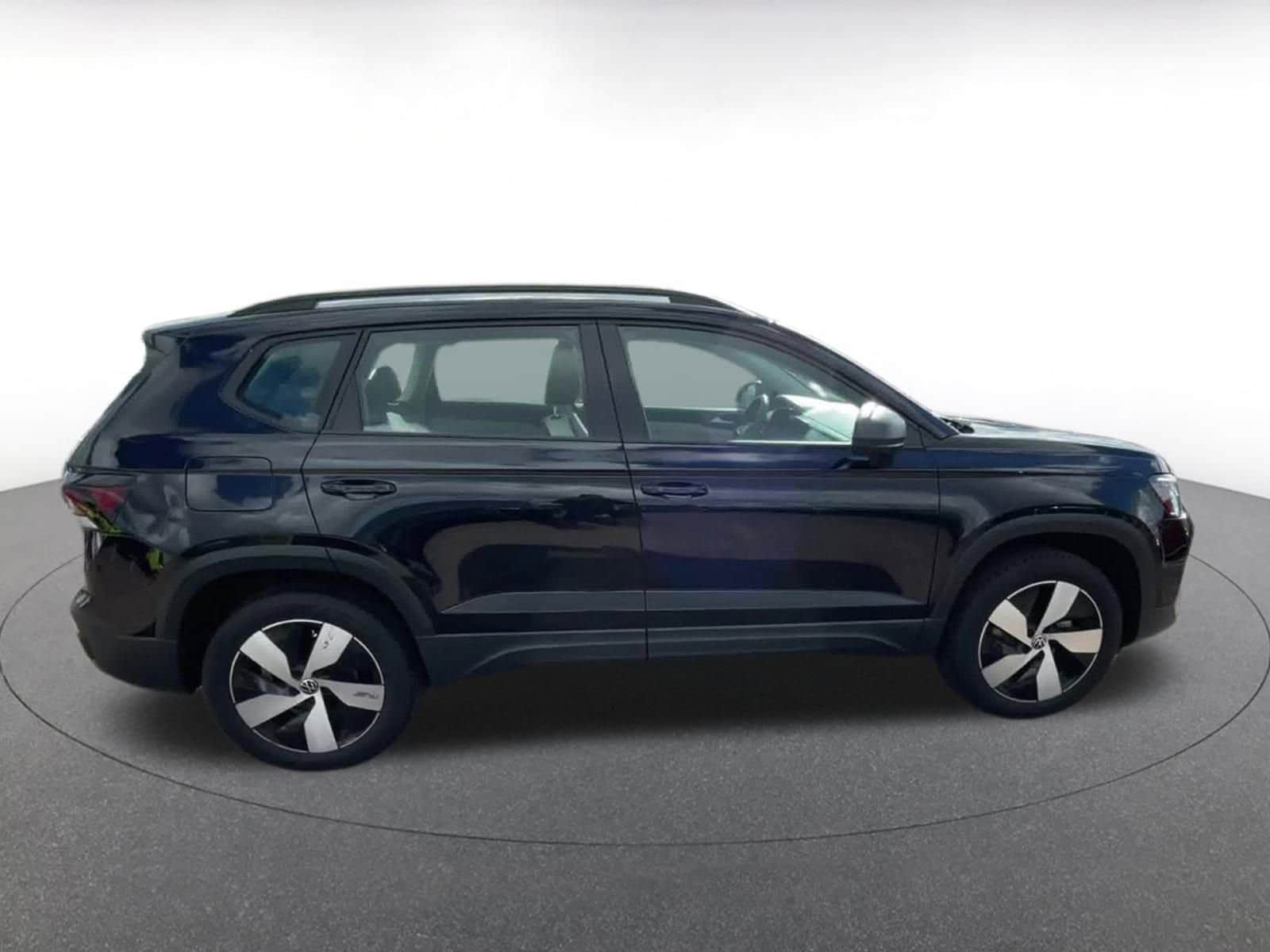 Thumbnail: 2025 Volkswagen Taos - 16