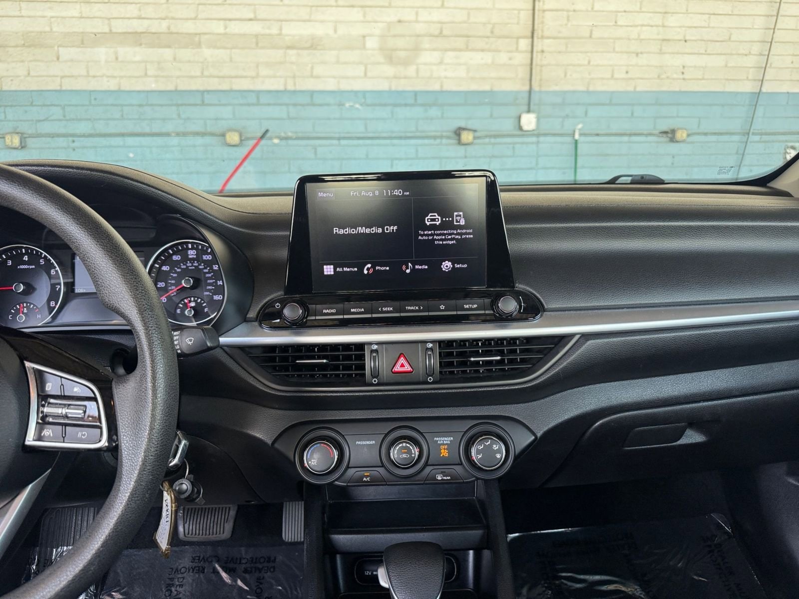 Thumbnail: 2023 Kia Forte - 18