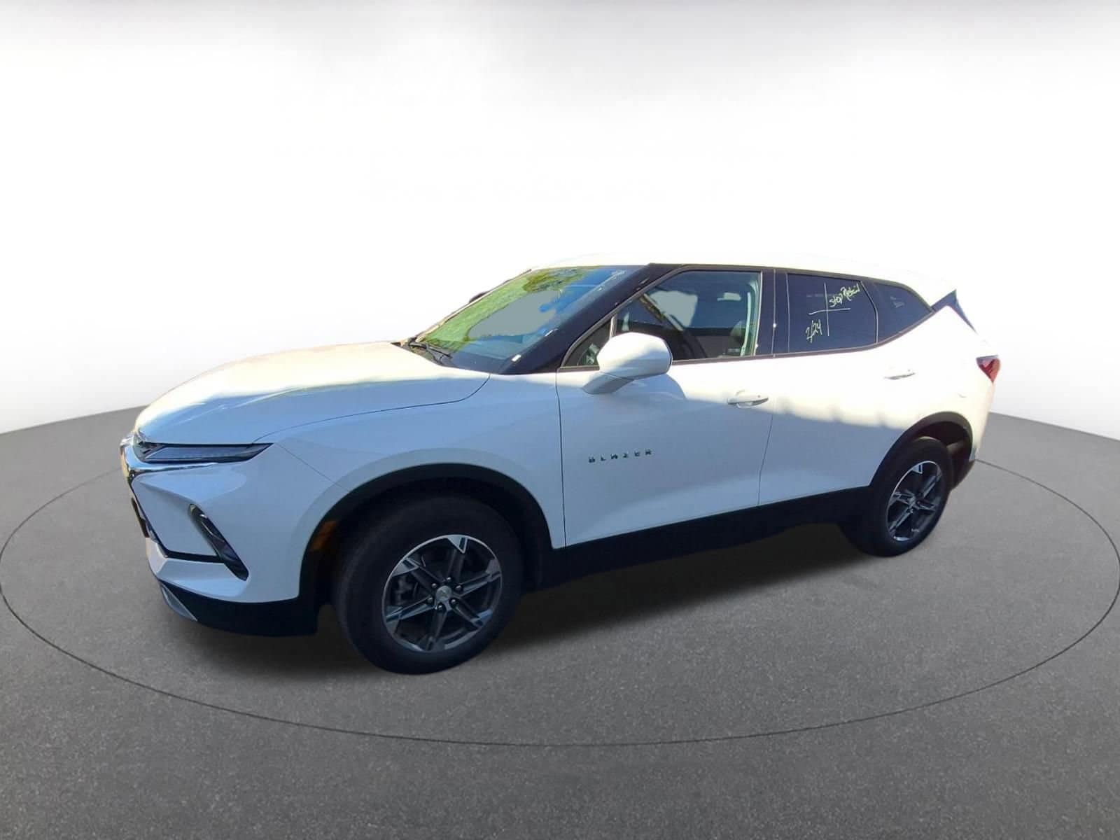 Thumbnail: 2025 Chevrolet Blazer - 4