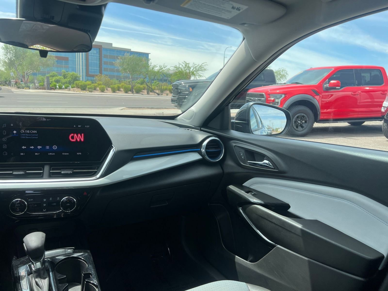 Thumbnail: 2025 Chevrolet Trax - 35