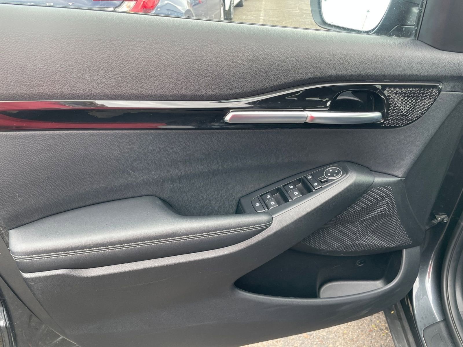 Thumbnail: 2025 Kia Seltos - 18