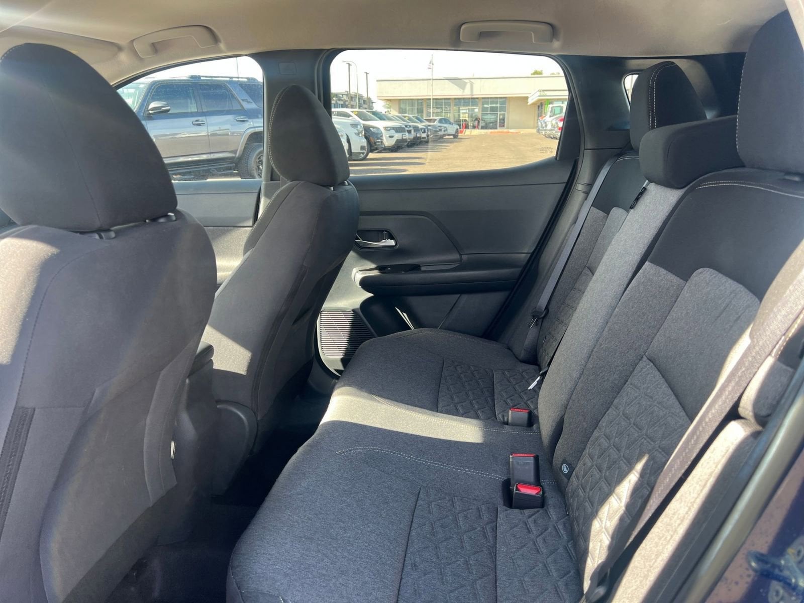 Thumbnail: 2025 Nissan Kicks - 25