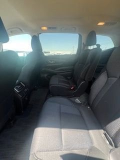 2024 Subaru Ascent Premium 9