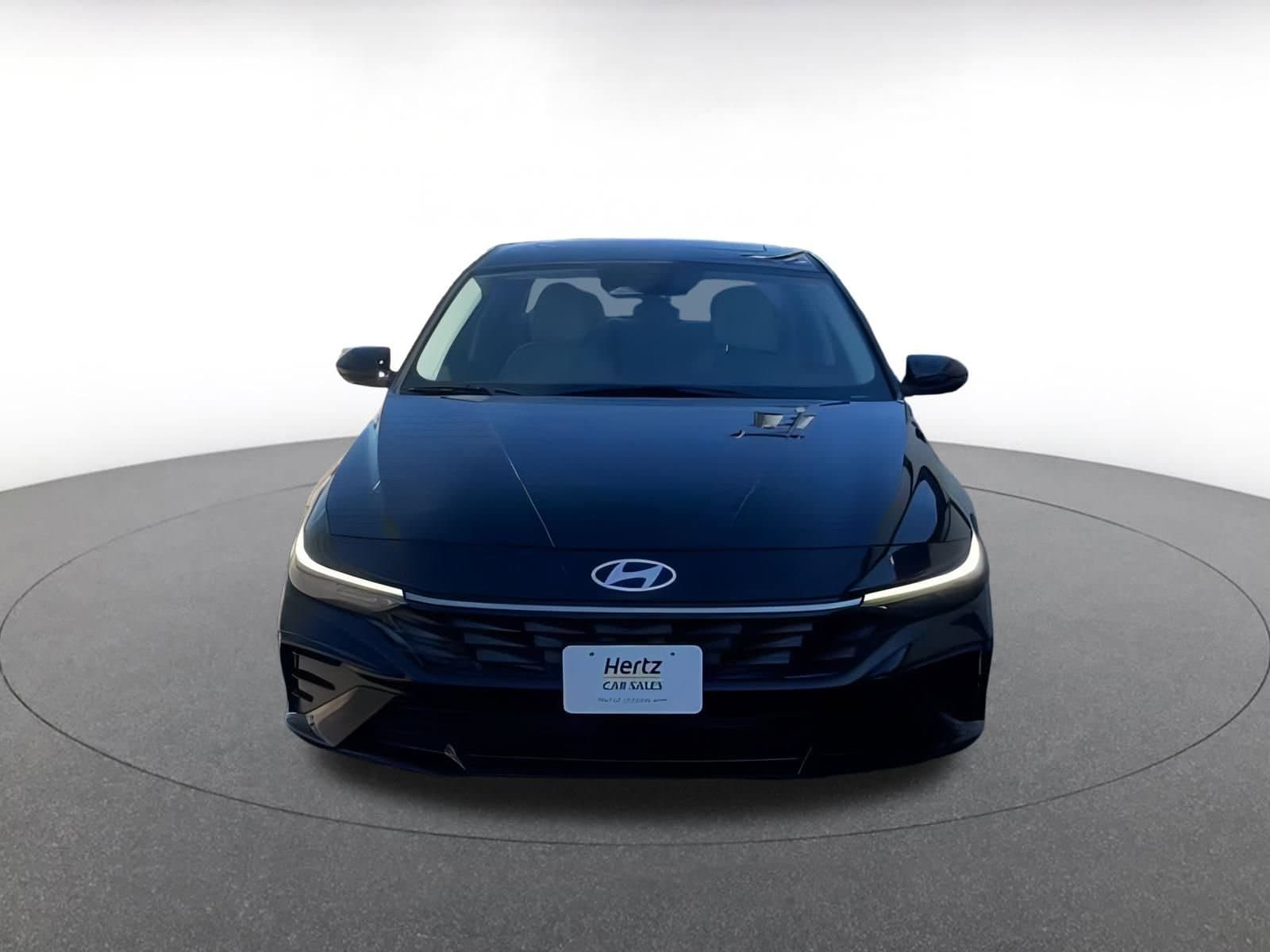 Thumbnail: 2025 Hyundai Elantra - 4