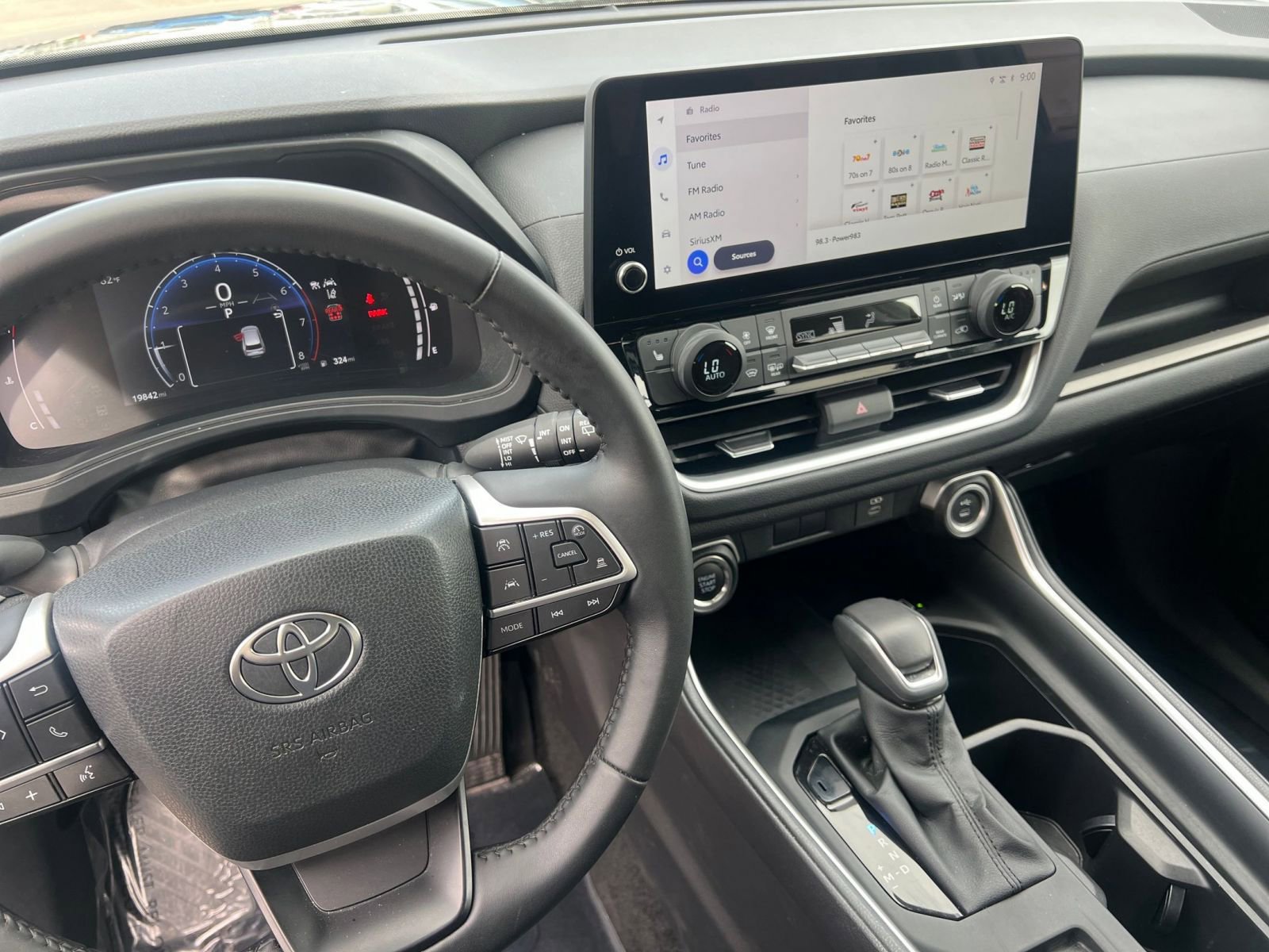 Thumbnail: 2025 Toyota Grand Highlander - 21