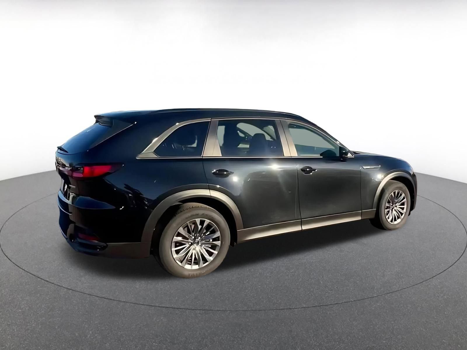 Thumbnail: 2025 Mazda CX-70 - 15