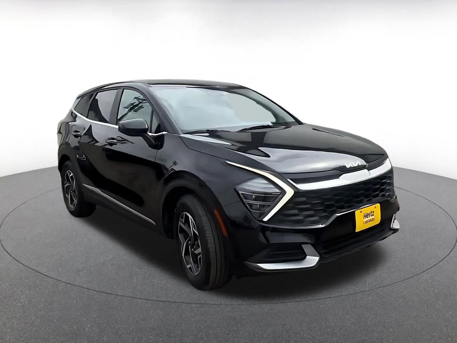 Thumbnail: 2025 Kia Sportage - 3