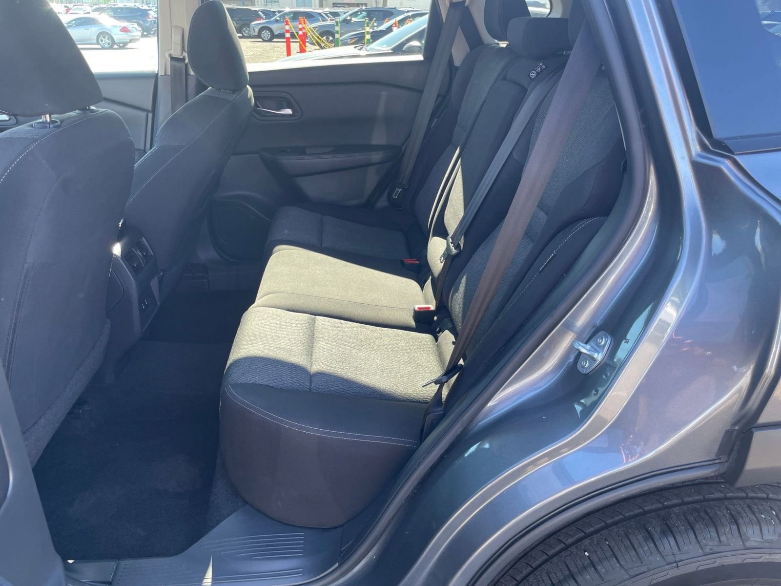 2024 Nissan Rogue SV 23