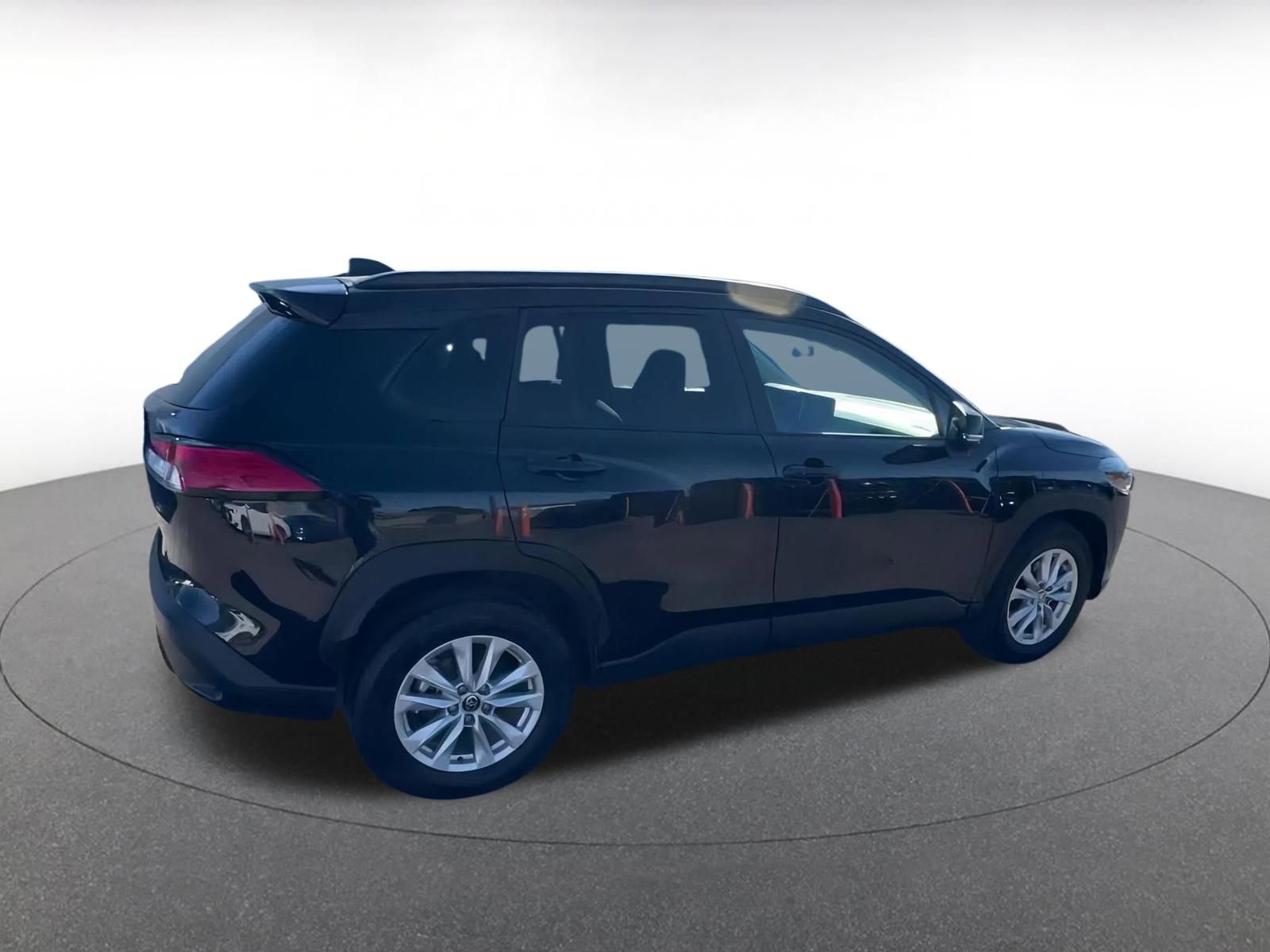 Thumbnail: 2025 Toyota Corolla Cross - 15