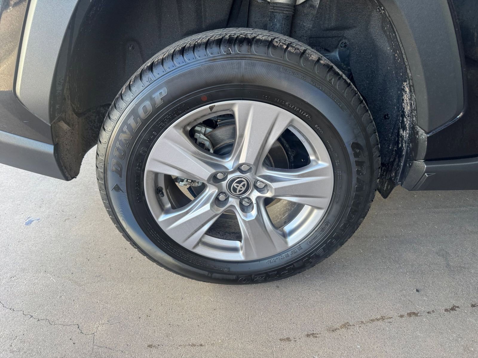 Thumbnail: 2025 Toyota RAV4 - 30