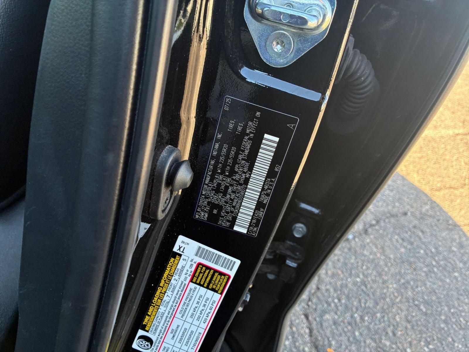 Thumbnail: 2025 Toyota Highlander - 31